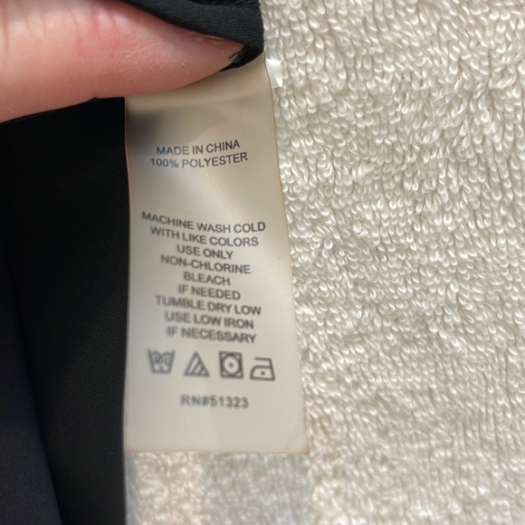 FromNordstrom, wore once. Classic top for work or dressy occasion, w pants/skirt - Picture 5 of 6